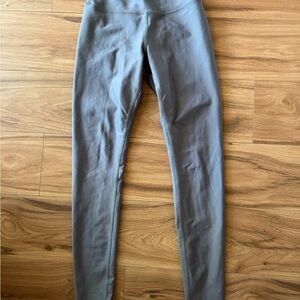 Alo Gray Leggings